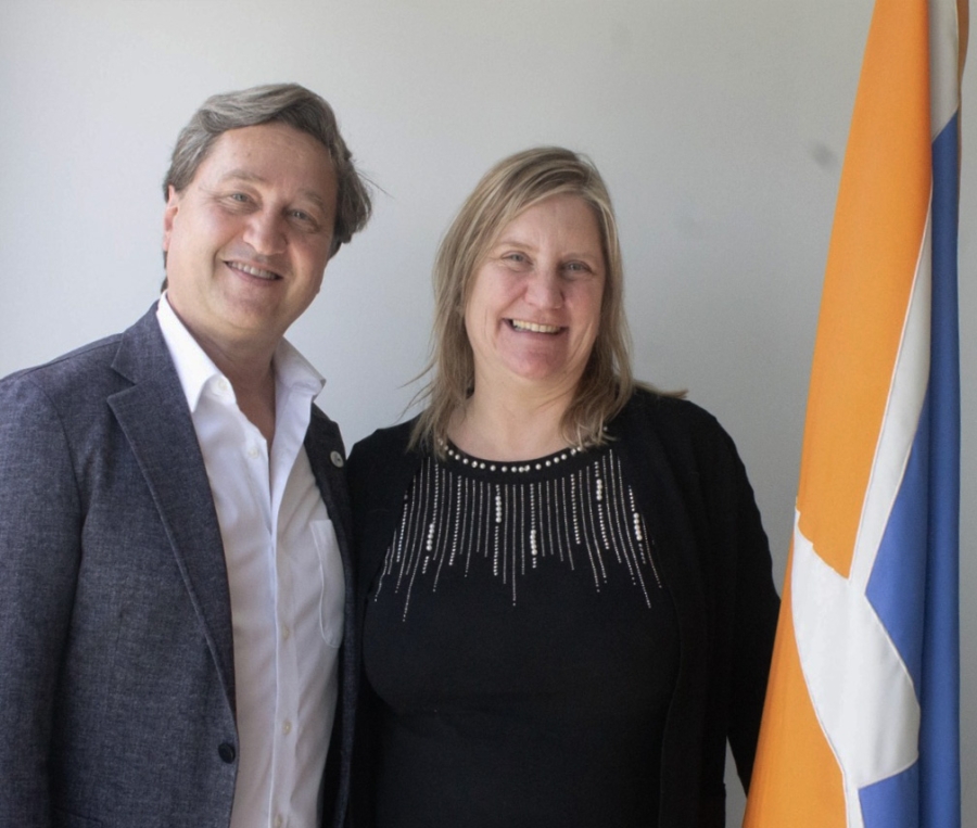 Encuentro con la Ministra y Conversatorio con equipos de salud